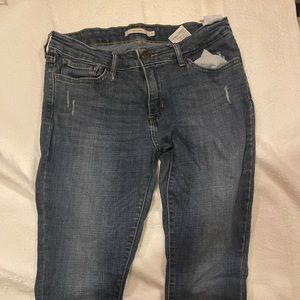 Pants sized 31 gently used